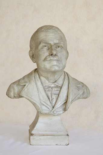 buste (buste sur piédouche) : J.D. Rockefeller