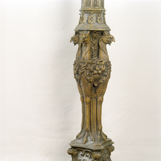 chandelier pascal de style néo-gothique