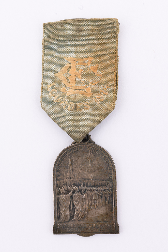 Médaille de dévotion : médaille commémorative du 25e congrès eucharistique de Lourdes