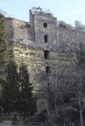 usine de produits explosifs (poudrerie de Saint-Chamas)