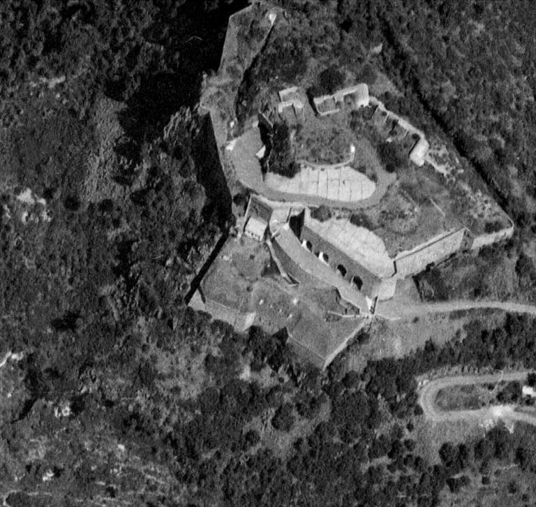 [Fort du Pipaudon. Vue aérienne depuis le sud-est.] 1964.