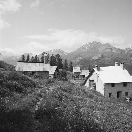 églises paroissiales, chapelles