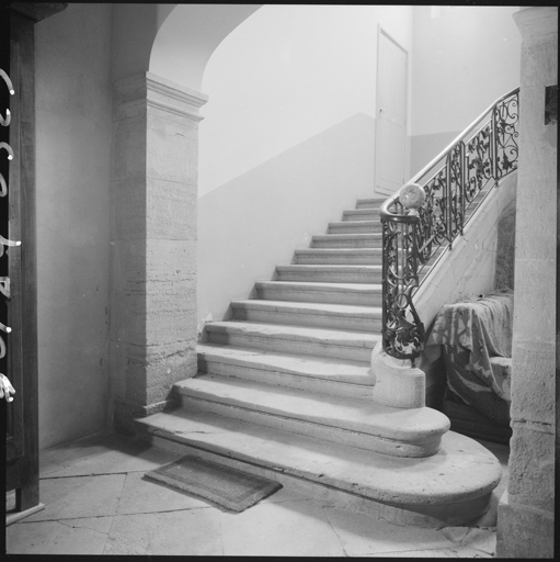 Départ de l'escalier.