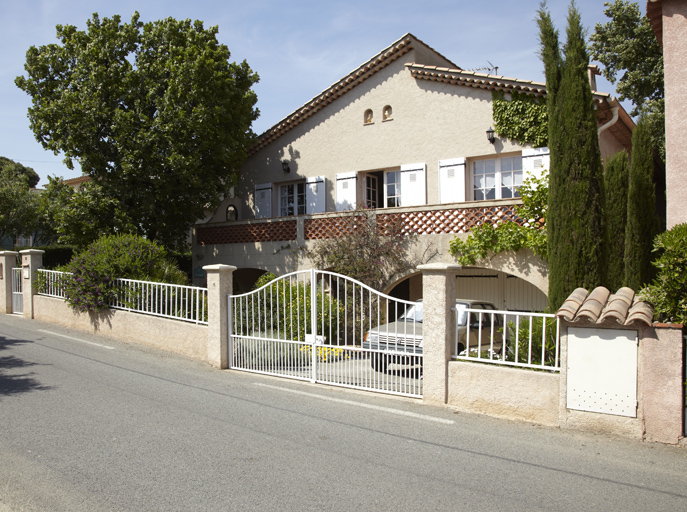 maison de villégiature (villa balnéaire)