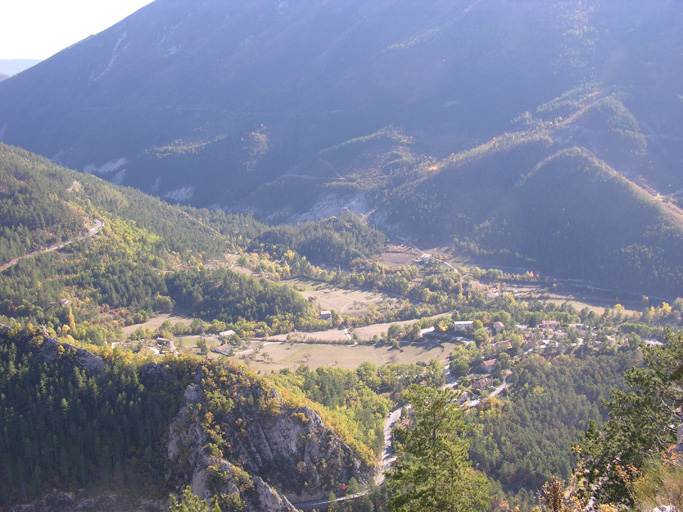 Castellane. Vue de situation de l'écart de la Lagne prise du nord-ouest.