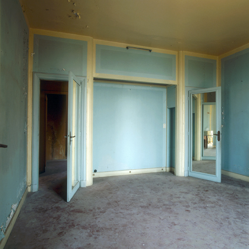Premier étage. Chambre Ac. Alcôve. Vue prise vers le nord.