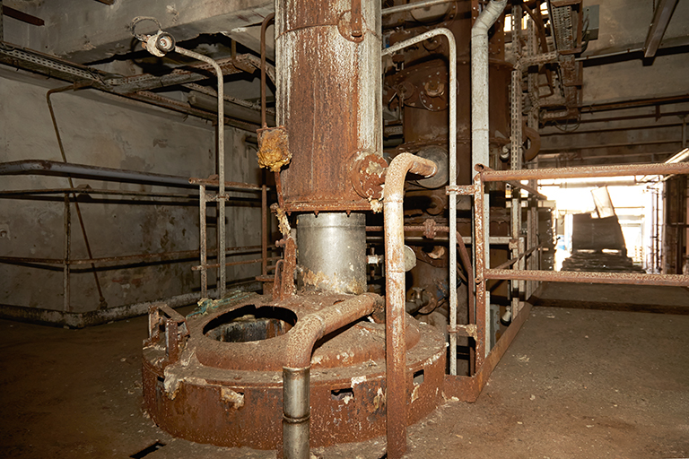 machine à transformer chimiquement (colonne de réaction pour la saponification en continu)