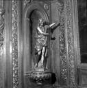 ensemble de 2 consoles et de 2 statues : Saint Jean Baptiste, Saint Philippe Néri