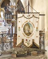 Bannière de procession : Notre-Dame-de-Lourdes