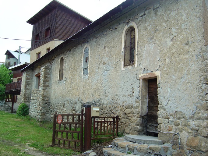 ancienne chapelle de pénitents, actuellement garage