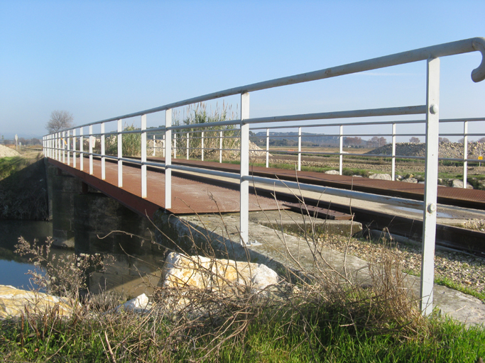 pont ferroviaire du Petit Train des Alpilles