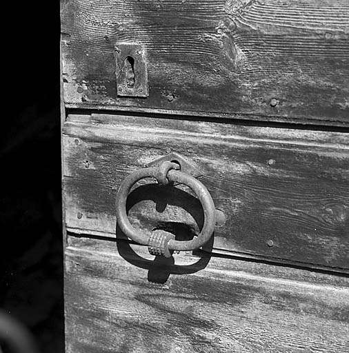 Loquet de porte de corridor aux Hyères.