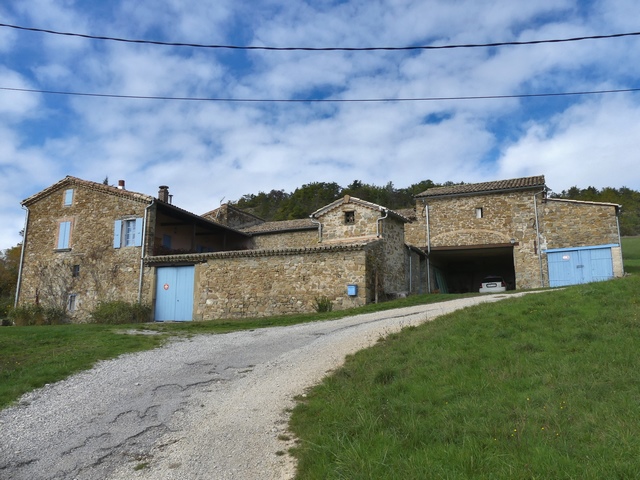 Vue d'ensemble prise du sud-est.