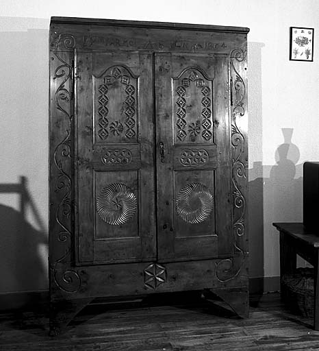 armoire (N° 37)