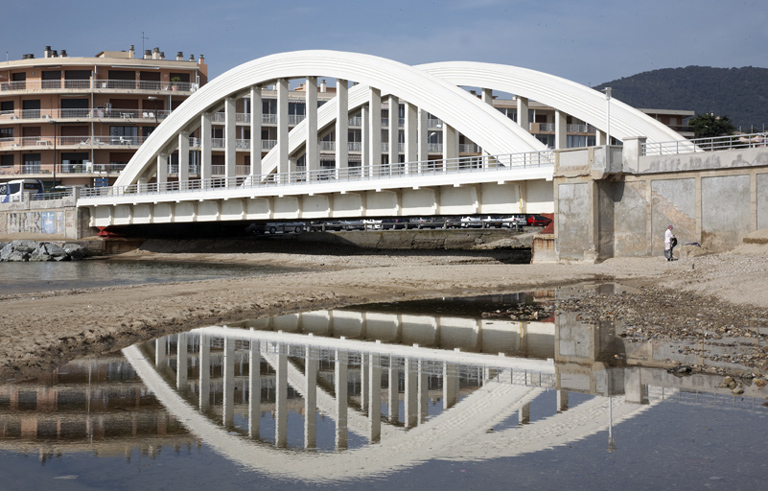 Pont routier sur le Préconil