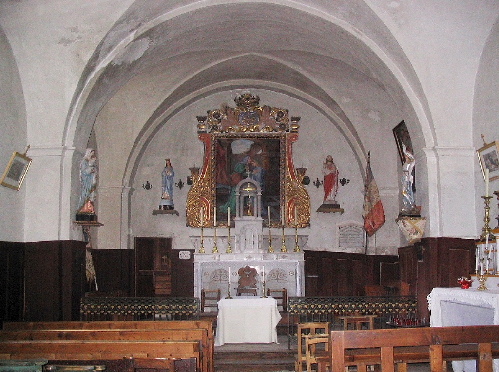 le mobilier de l'église paroissiale actuellement chapelle Notre-Dame-de-Lumière