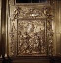ensemble de 2 demi-reliefs : Saint Véran délivrant un muletier des flammes, Saint Véran ressuscitant une jeune fille, armoire à reliquaires