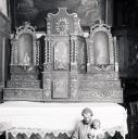 ensemble de l'autel latéral gauche : autel et deux tabernacles à ailes
