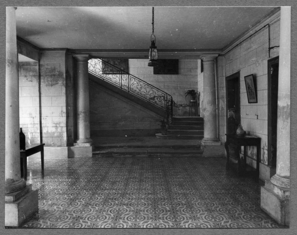 Vestibule d'entrée, vers 1979.