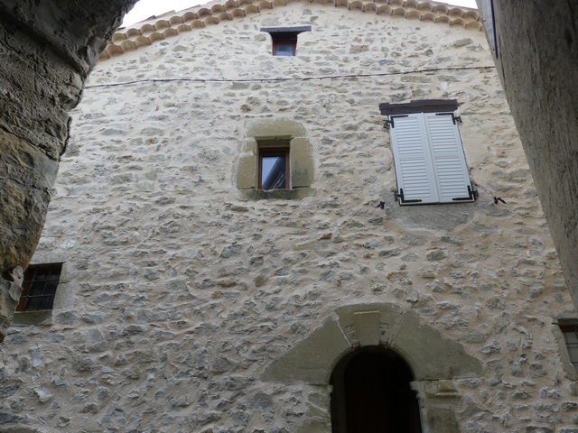 Pignon nord, partie haute.