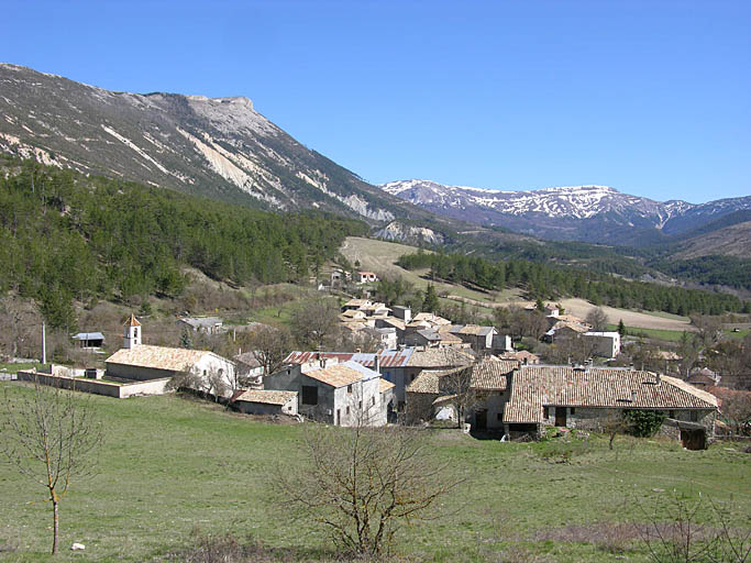 Paysage de la commune depuis le Moustier.