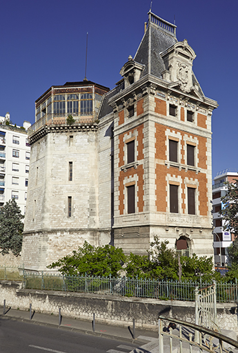 pavillon de partage des eaux des Chutes Lavie