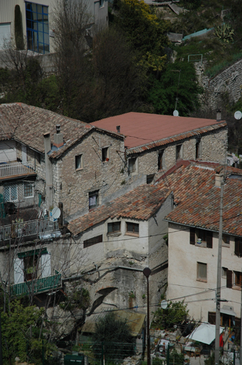 moulin à farine, à huile, à foulon et à ressence, actuellement logement