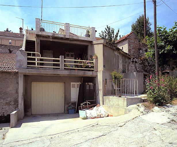 usine de produits chimiques Edmond-Régnier, puis courée dite cours Arnaud