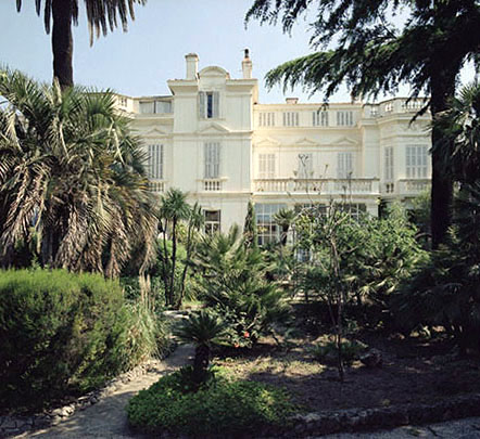 maison de villégiature (villa) dite Villa Valentine, puis Les Mouettes, actuellement Les Glycines