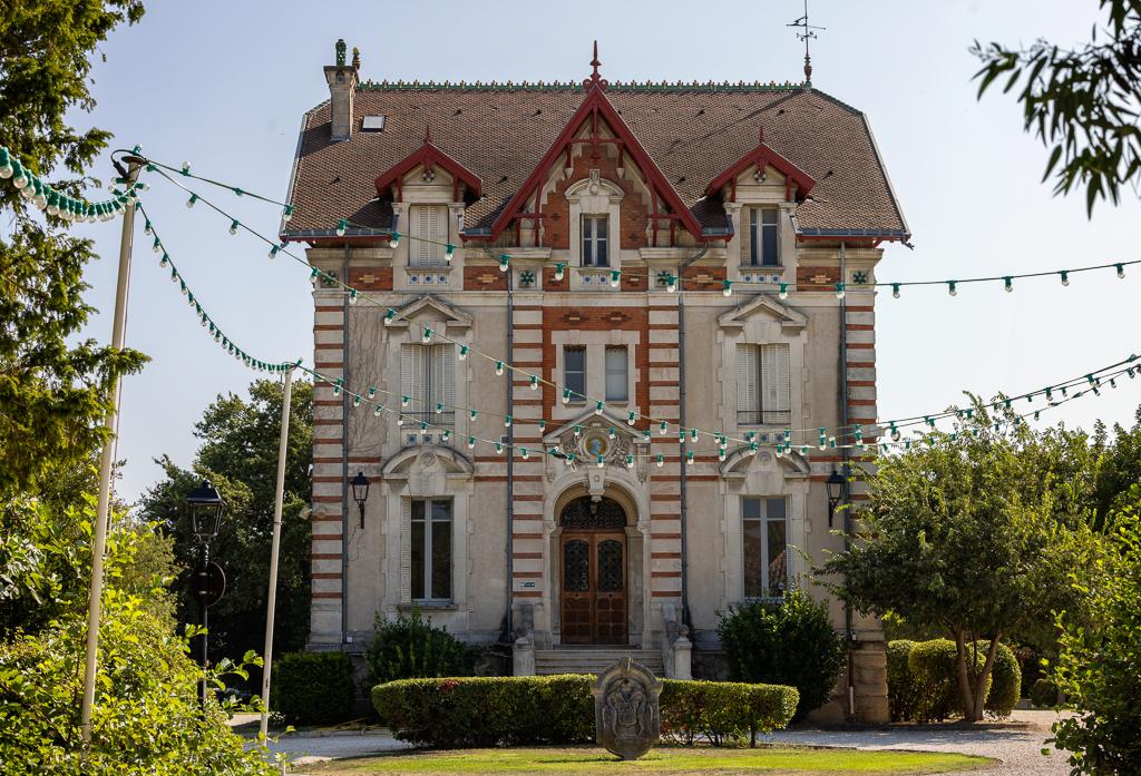 Façade nord : vue générale. 