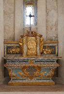 Ensemble du maître-autel : autel, tabernacle, gradin d'autel