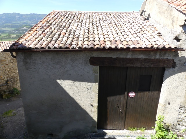 Vue d'ensemble prise de l'est.