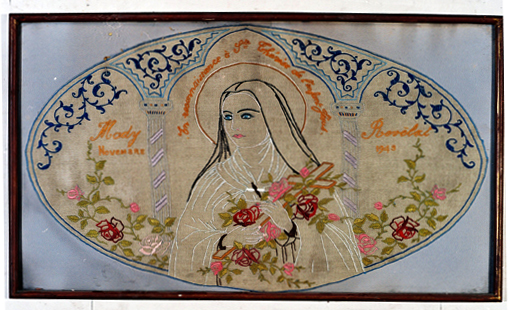 ex-voto, tableau de broderie : Sainte Thérèse de l'Enfant Jésus
