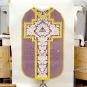 ensemble de vêtements liturgiques (N° 2) : chasuble, étole, manipule, bourse de corporal, voile de calice (ornement violet)
