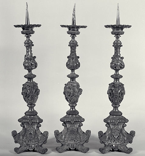 croix-reliquaire, chandeliers d'autel (12)