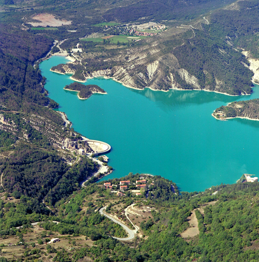 centrale hydroélectrique du barrage de Castillon