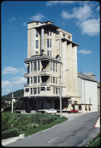 coopérative agricole (coopérative céréalière) dite Coopérative de blé de la région de Riez