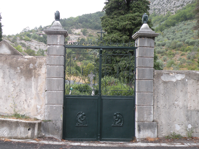 cimetière d'Entrevaux