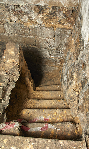 L'escalier d'accès à la piscine rituelle.