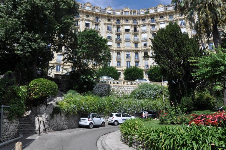 jardin d'agrément de l'Hôtel de voyageurs dit Le Grand Palais, actuellement immeuble en copropriété