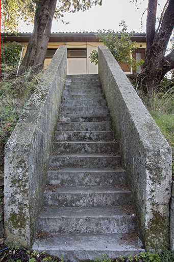 Hameau de forestage de Harkis de Collobrières dit hameau de la Chapelle