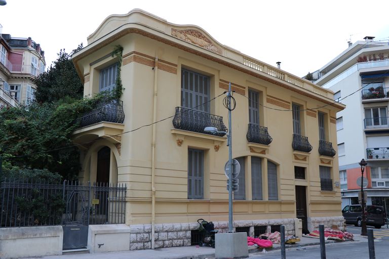 immeuble de bureaux et logement de l'architecte Honoré Aubert, actuellement immeuble de bureaux sous le nom de Villa Olivia