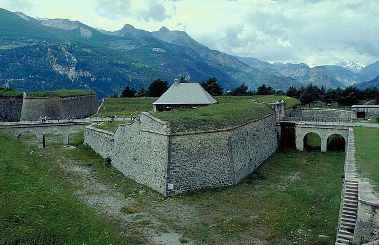 fortification d'agglomération de Mont-Dauphin