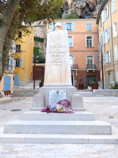 monument aux morts de la guerre de 1914-1918, dit le Poilu de Cotignac