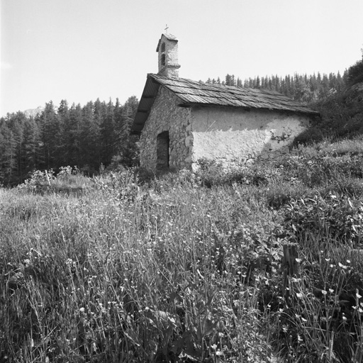 églises paroissiales, chapelles