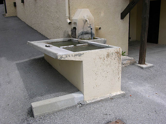 fontaine-lavoir