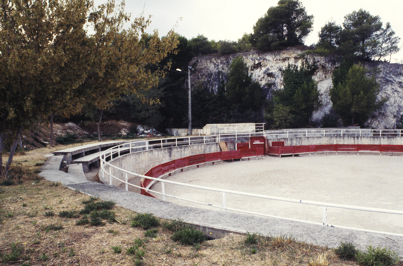 Vue intérieure partielle de l'arène.