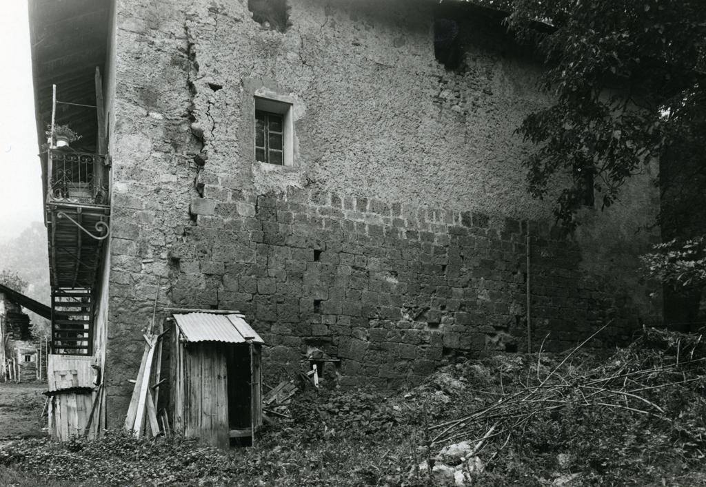 Vue extérieure : le cellier en 1972.