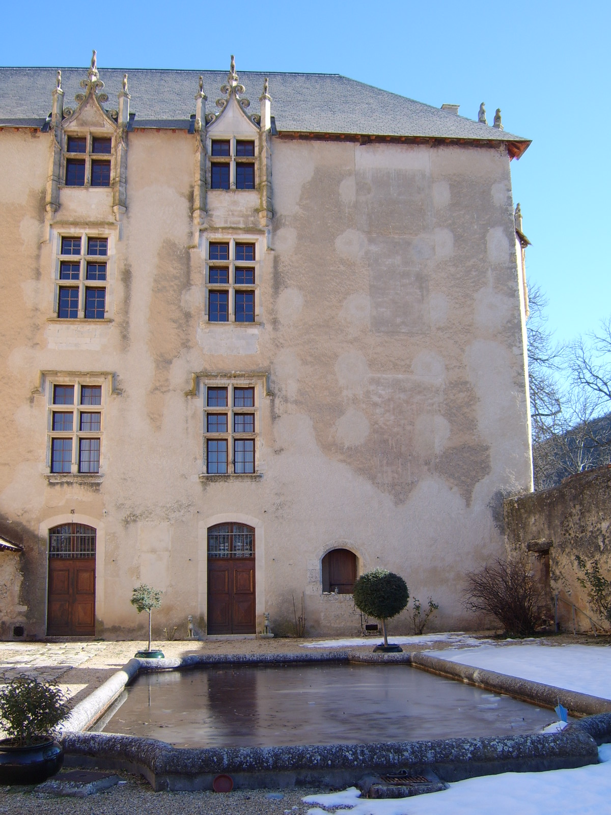 fontaine du château des Castellane