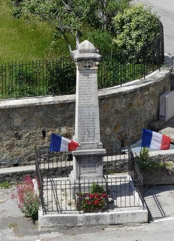 monument aux morts